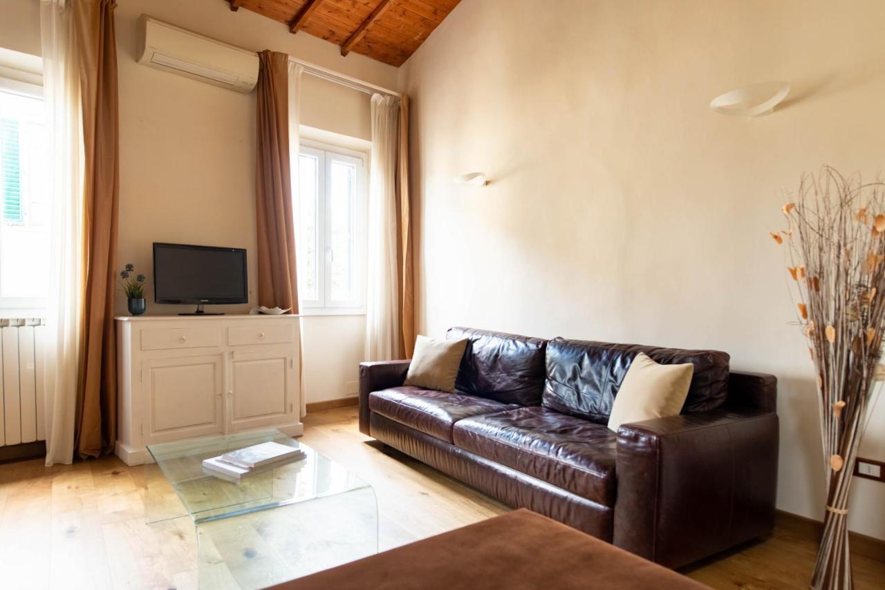 Modern, Bright Near Boboli Gardens & Santo Spirito - Homeunity Florencja Zewnętrze zdjęcie